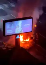 Ataşehir'de Korkutan Otomobil Yangını! Sürücü Son Anda Kurtuldu