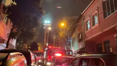 Gecekondu Yangını Komşu Binalara Sıçradı
