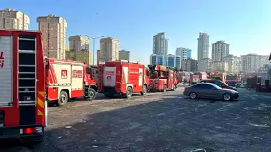 İçerenköy Halinde Yangın!