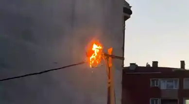 Eyüpsultan'da Elektrik Kabloları Yandı