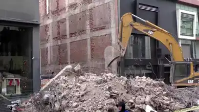 Kentsel Dönüşüm Alanında Göçük: Kurtarma Çalışmaları Devam Ediyor