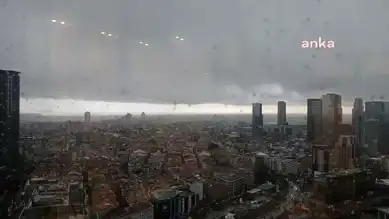 İstanbul'da Soğuk ve Yağışlı Hava Uyarısı