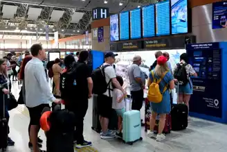 İstanbul'da Kar Alarmı: Uçuş İptalleri Başladı!