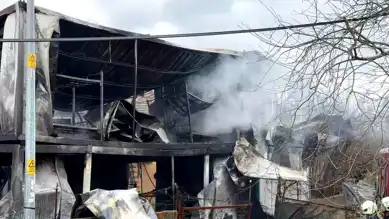 İstanbul Eyüpsultan'da İşçi Konteynırlarında Yangın!