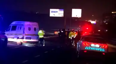 İstanbul E-5'te Trafik Kazası: 1 Ölü