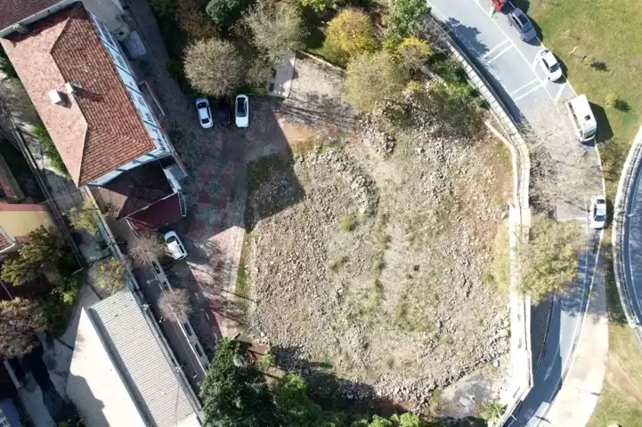 Avcılar'daki Yıkık Cami İnşaatı 5 Yıldır Bekliyor
