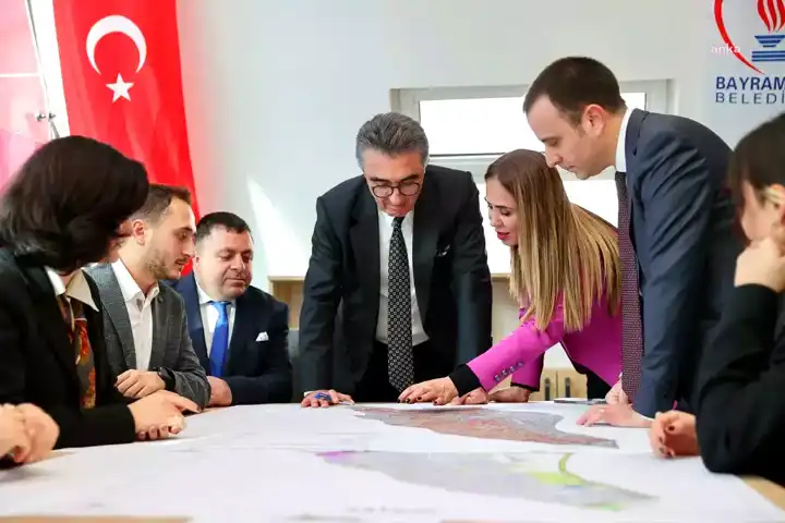 Bayrampaşa'da Kentsel Dönüşüm Ofisi Açıldı