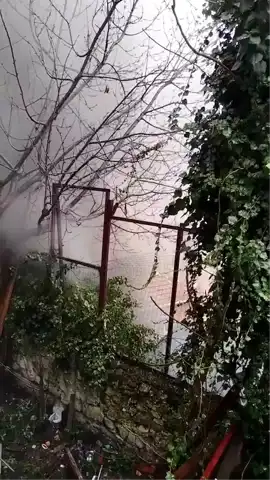 Fatih'teki Havuzlu Mescid Cami Lojmanında Yangın!