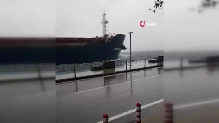 Boğaz'da Gemi Felaketten Kurtuldu!